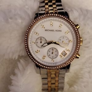 Beautiful Michael  Kors  tri tone chronograph watch.  silver, gold and rose gold